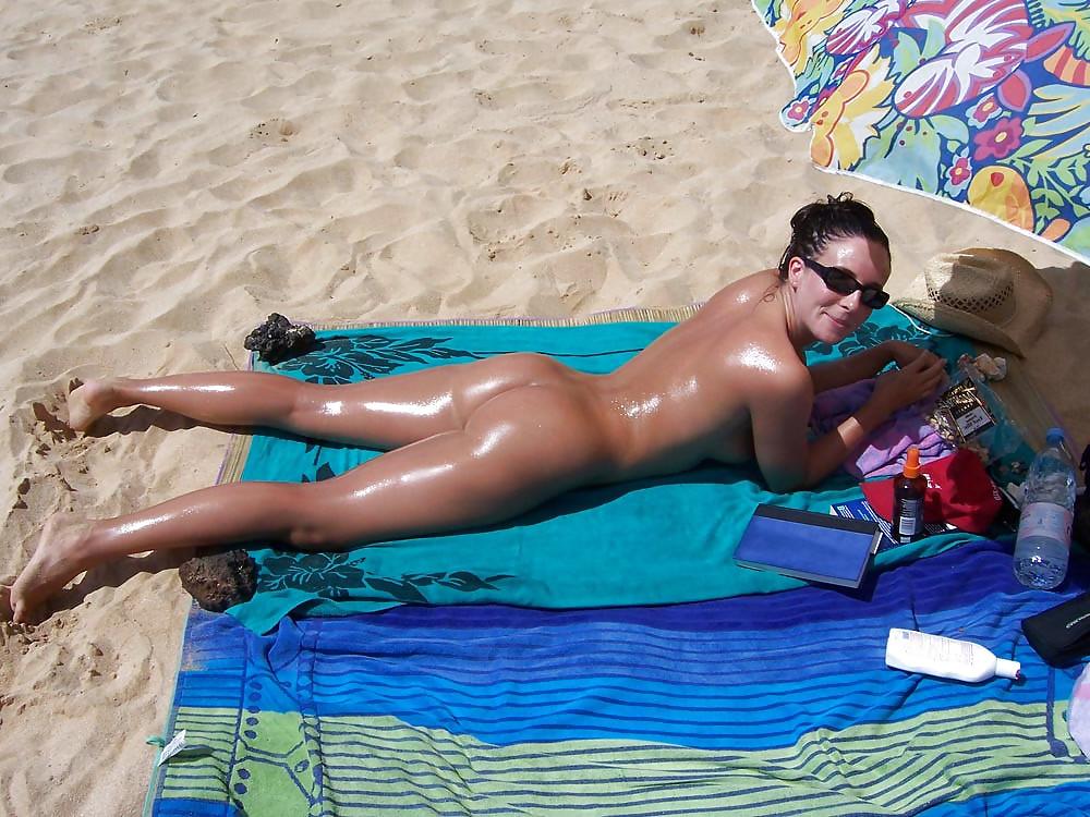 25P Beach Pics Set 27