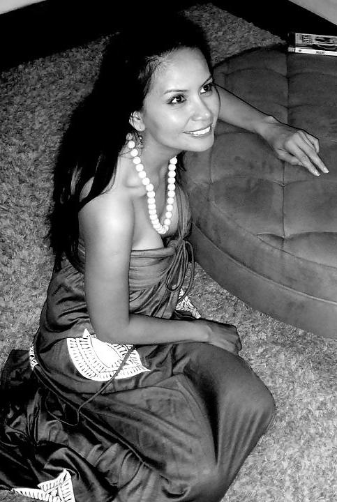 21P Another Hot Milf Pinay Friend