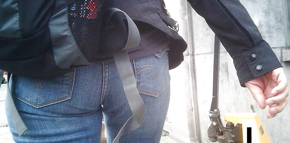 18P Chinese Milf Ass