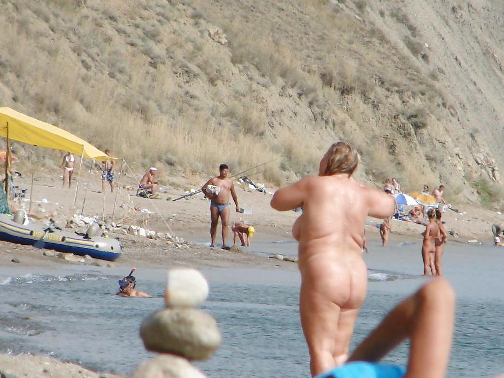25P Nudist Beach Teens