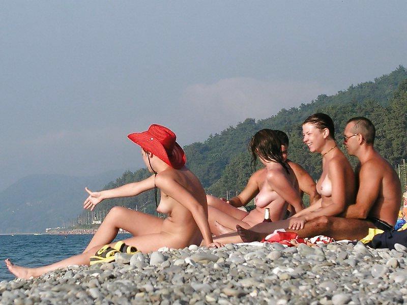 21P More Fun at the Beach