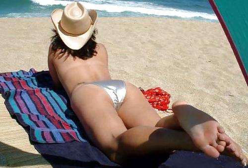 5P Another beach-beauty