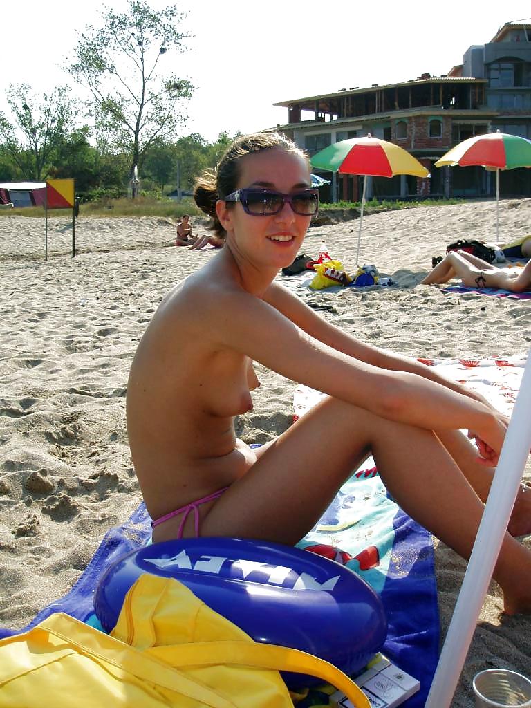 25P Bulgarian Beach Girls from Black Sea - XIII