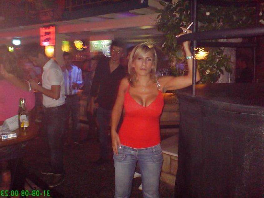 19P Israeli woman: dafna