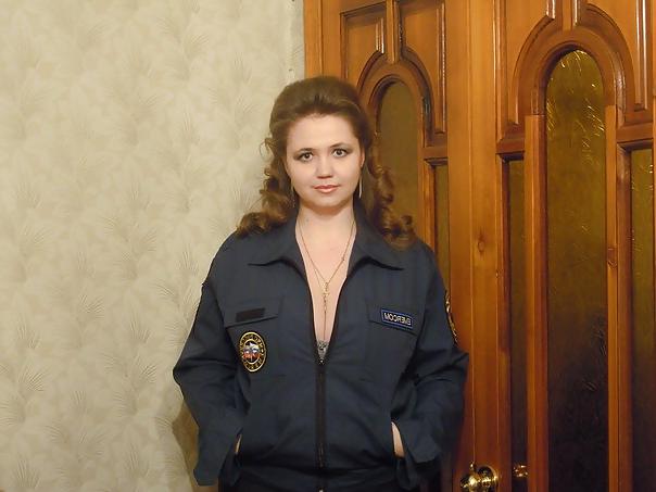 14P Busty Russian Woman 775