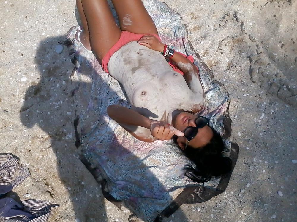 6P Beach tits amateur