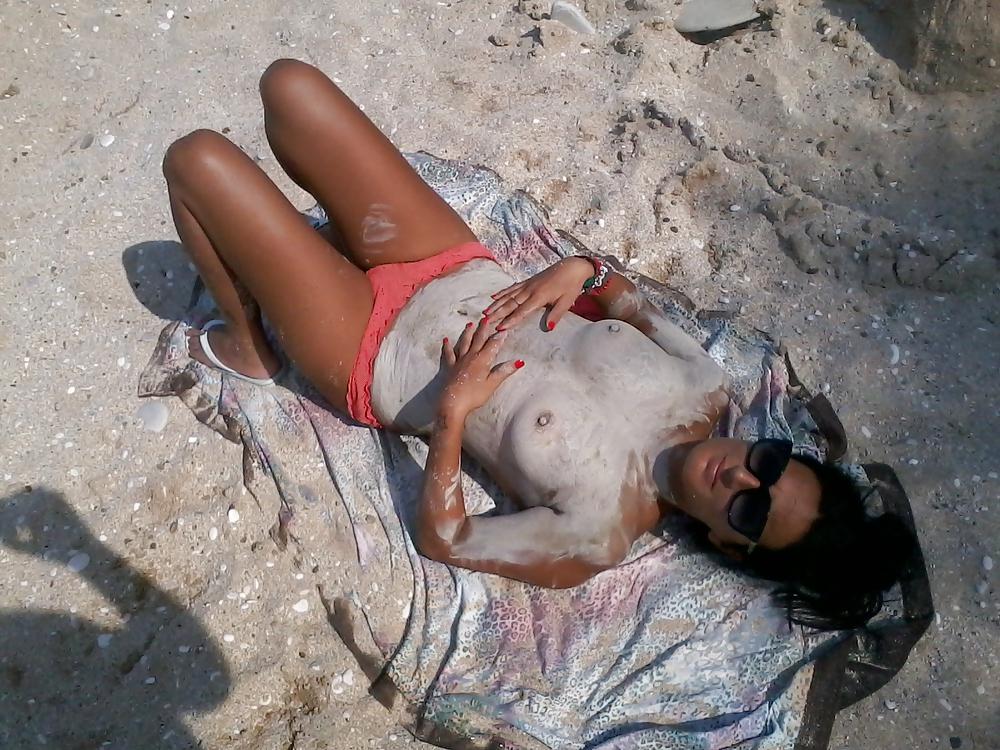 6P Beach tits amateur