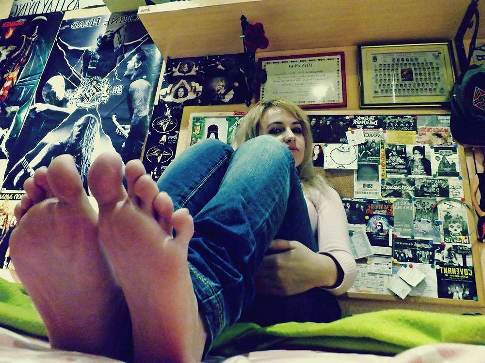 25P Wtf Sexy Teenie Feet reloaded v3.4