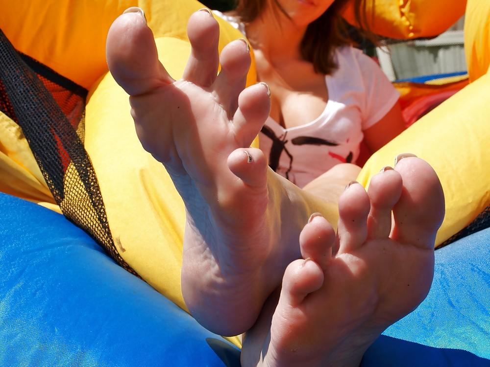 25P Wtf Sexy Teenie Feet reloaded v3.5