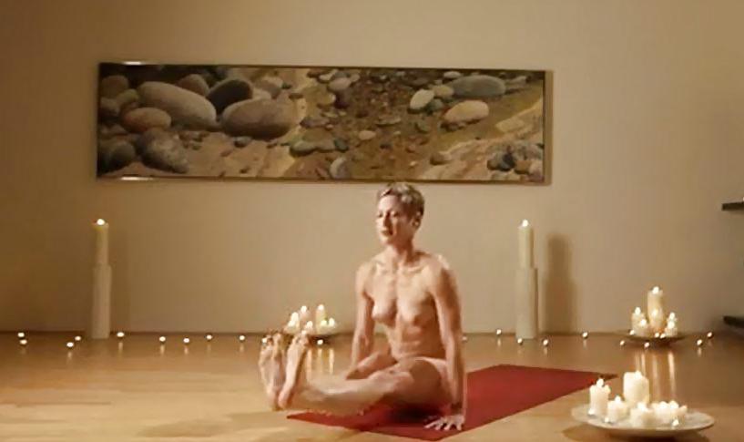 25P (BD) Yoga: Clears The Mind, Soul, & My Cock