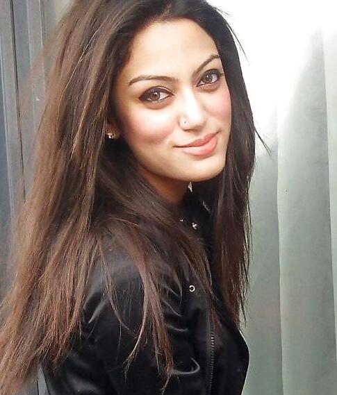 15P A FACE that will YOU CUM IN YOUR PANTS