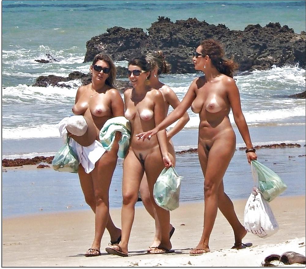 25P Beach Pics Set 35