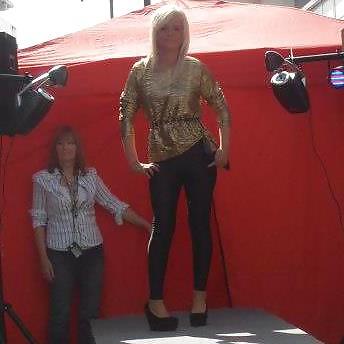 25P Sluts in tight pants! 16