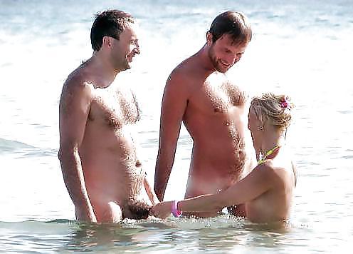 25P Beach sex