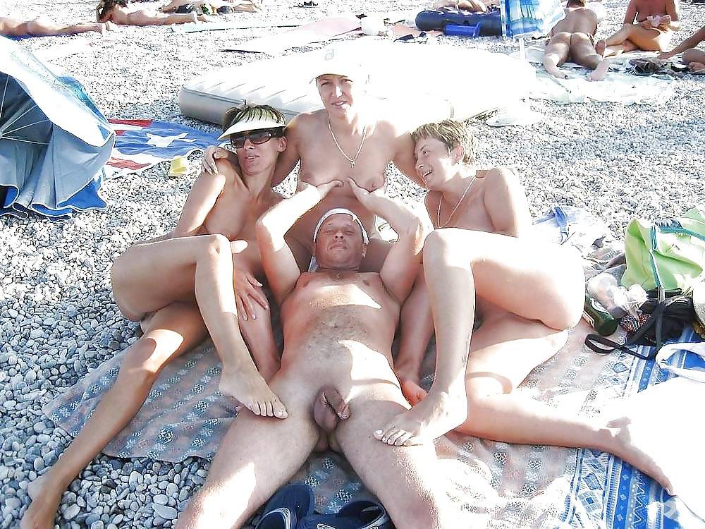 25P Beach sex
