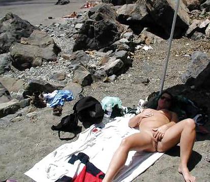 25P In Spiaggia - Bitch on the Beach