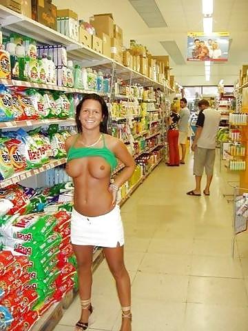 15P Flashing Females 23