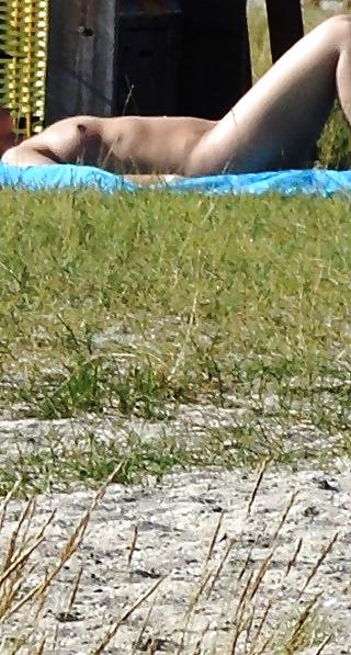 14P Sluts secretly photographed on the beach