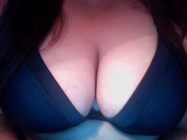 7P Asian bbw milf