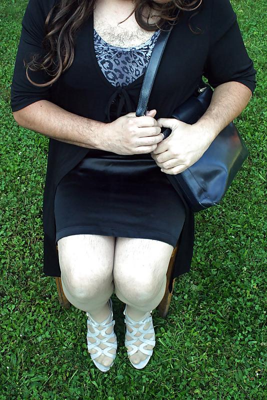 10P Secretary on a chair