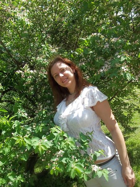 9P Busty Russian Woman 991