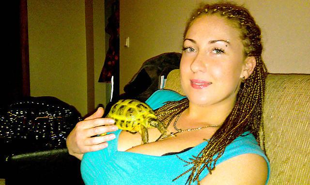 24P Busty Russian Woman 1000