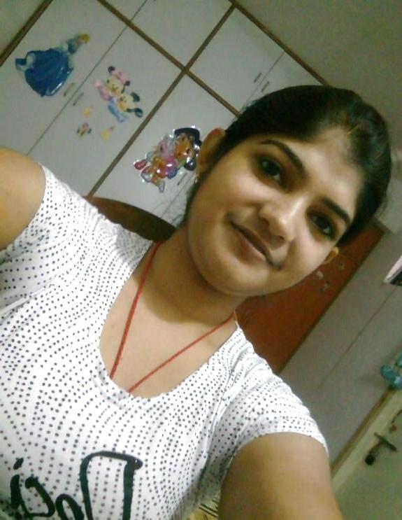 9P Indian College Girl Selfshot
