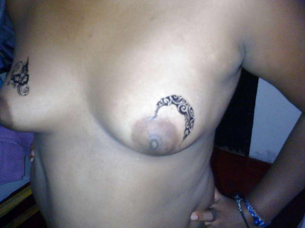 25P Girlfriend goes wild with some tattoos.