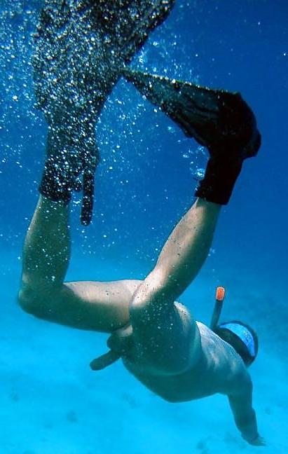 25P Woman-n-Wasser 3