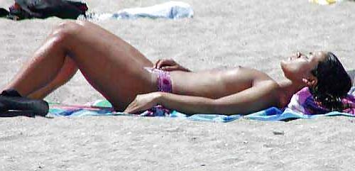 25P The beach 146
