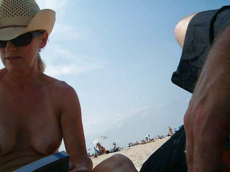 25P The beach 146
