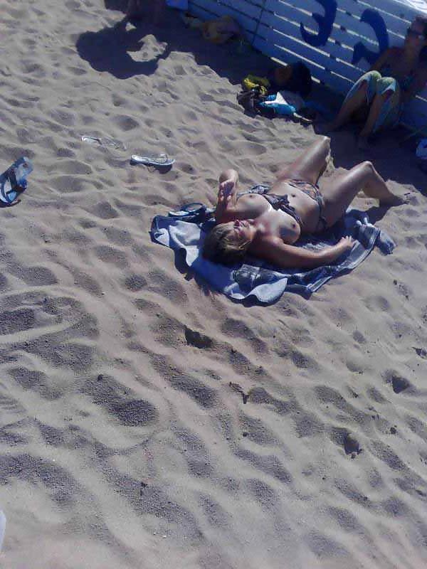 25P The beach 146
