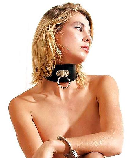 23P I Love Girls Wearing A Collar... (1)