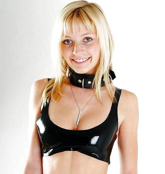23P I Love Girls Wearing A Collar... (1)