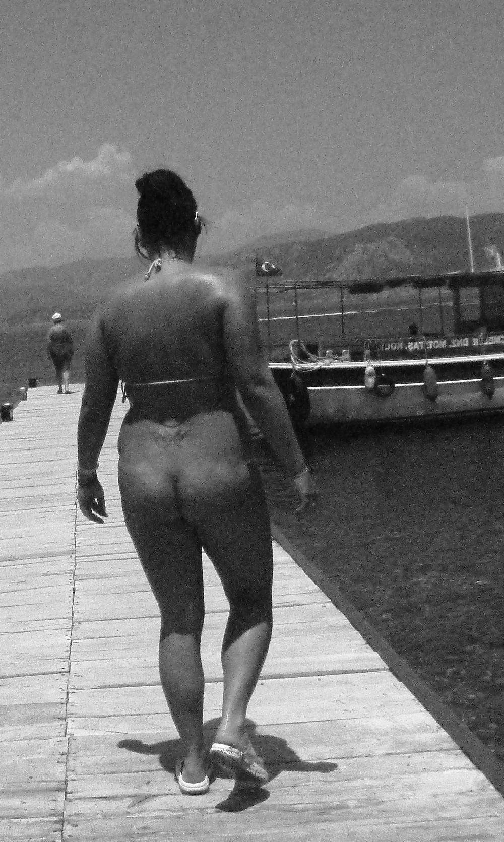 5P Me naked at the nudist beach