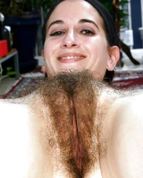16P Girls with a Bush