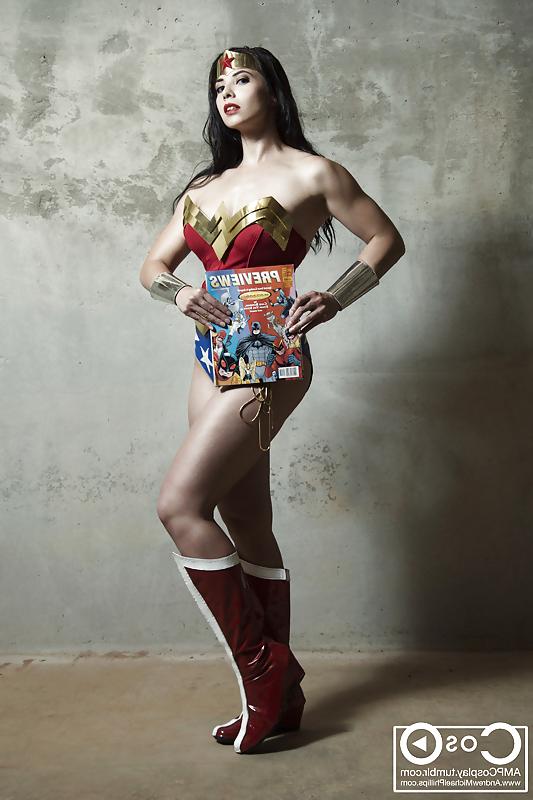 14P Wonder Woman (non-toon)
