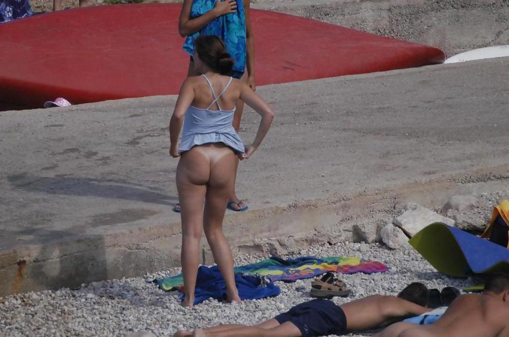 25P Beach undressing 5.