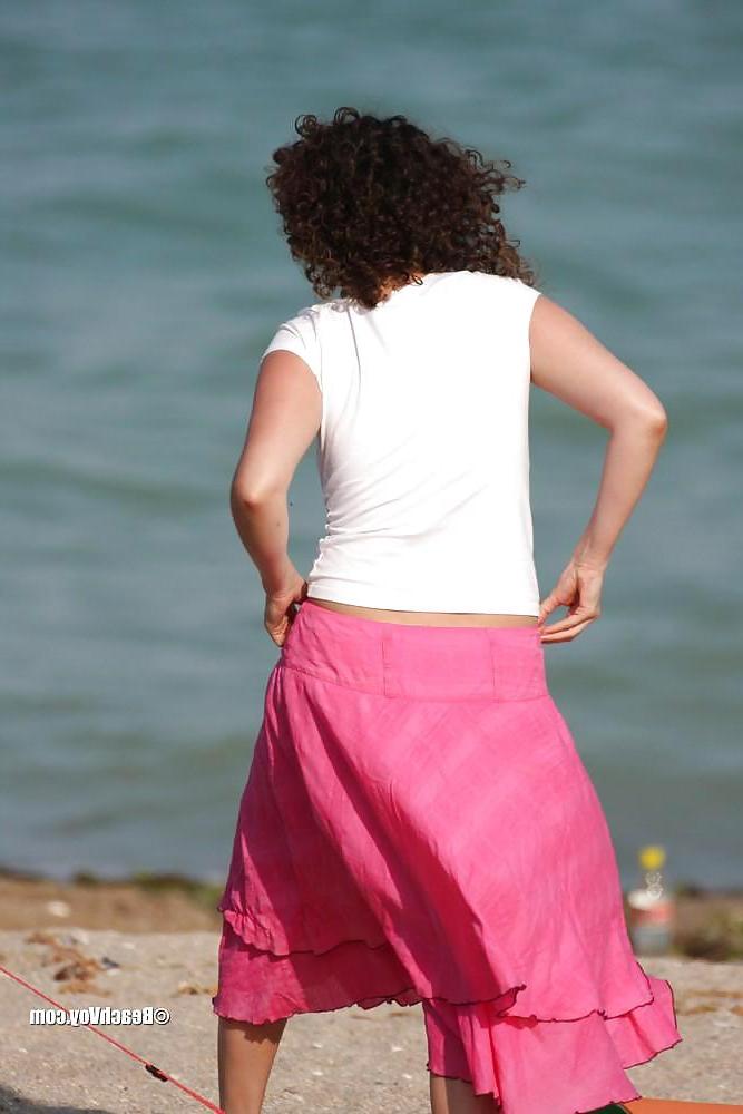 25P Beach undressing 5.