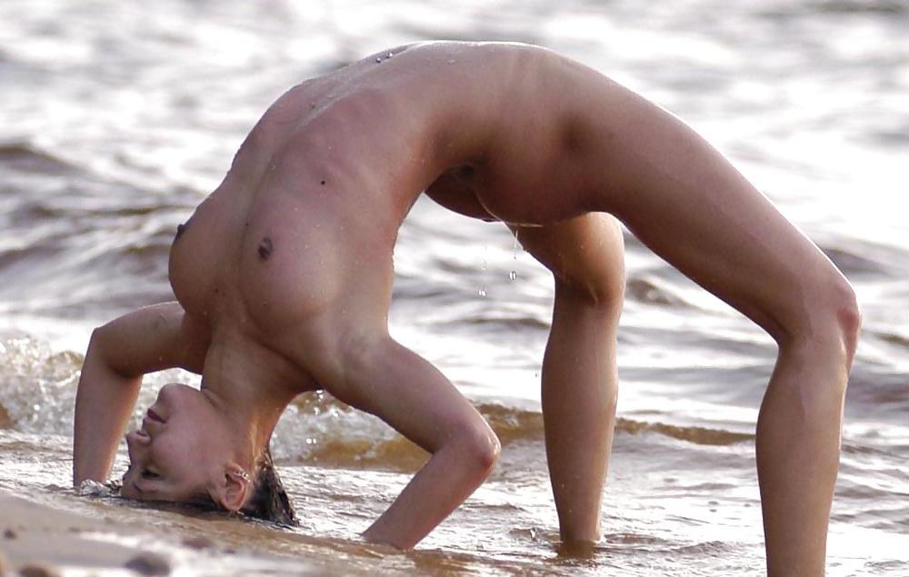 25P On the Beach