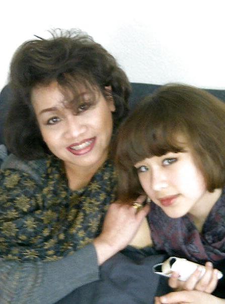 10P Moms & Not Their Daughters