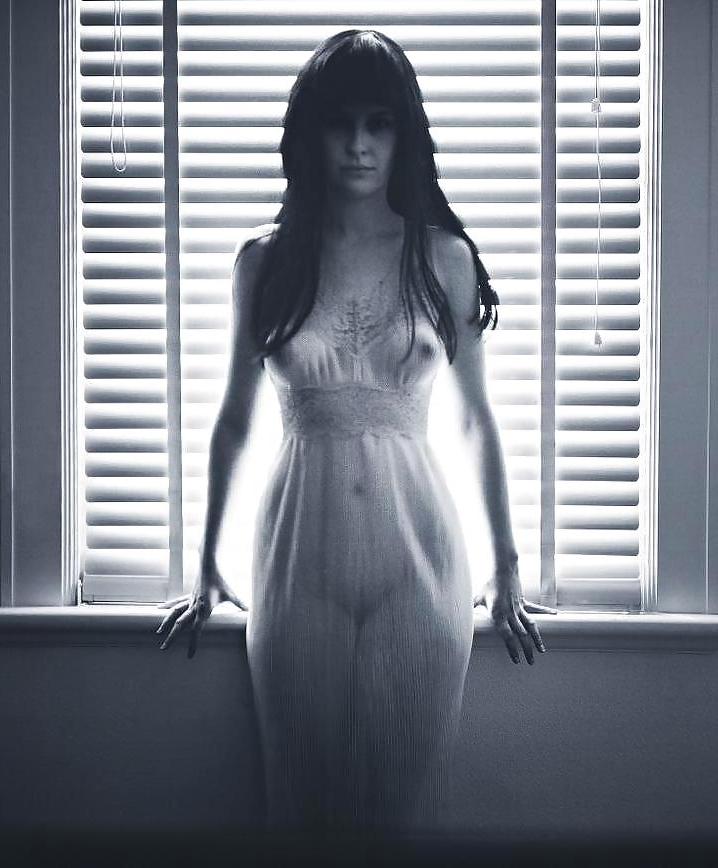 25P Girls in see through 3