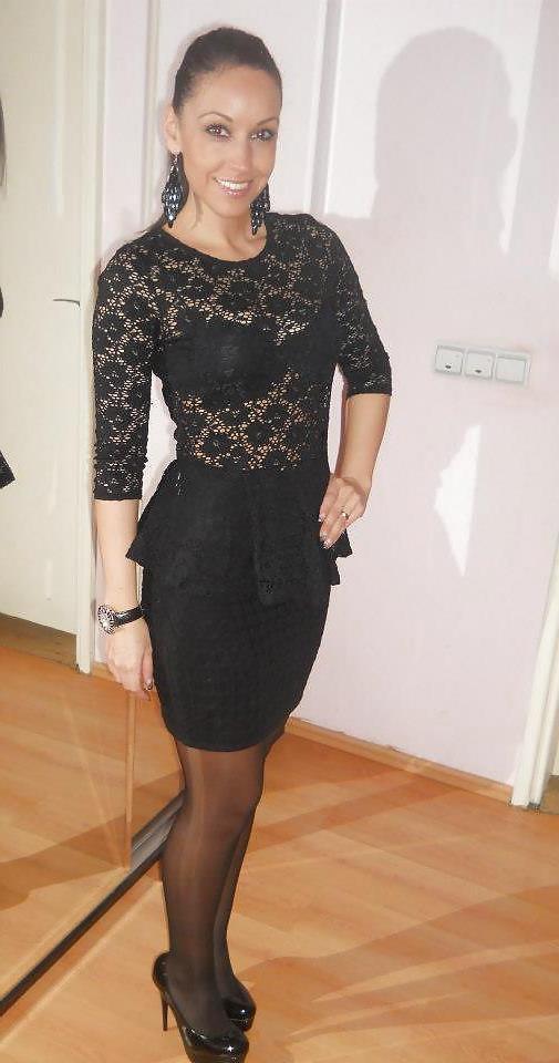 25P Beautiful Girls in Nylons 2