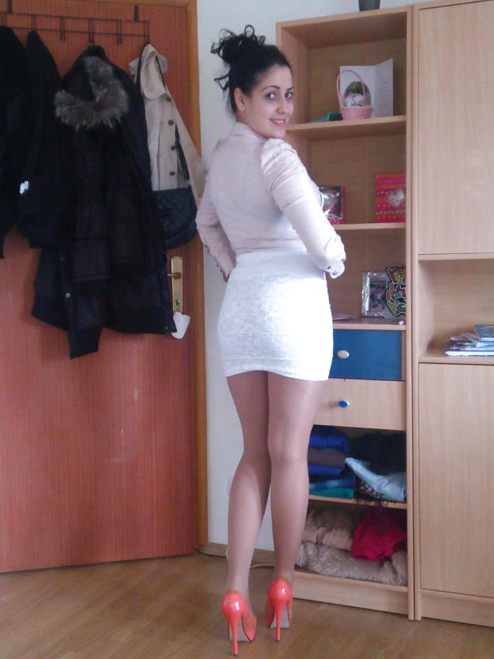25P Beautiful Girls in Nylons 2
