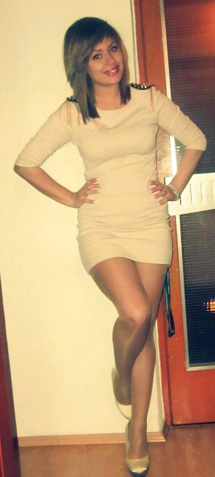 25P Beautiful Girls in Nylons 2