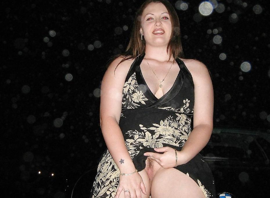 25P MILF flashing - 30