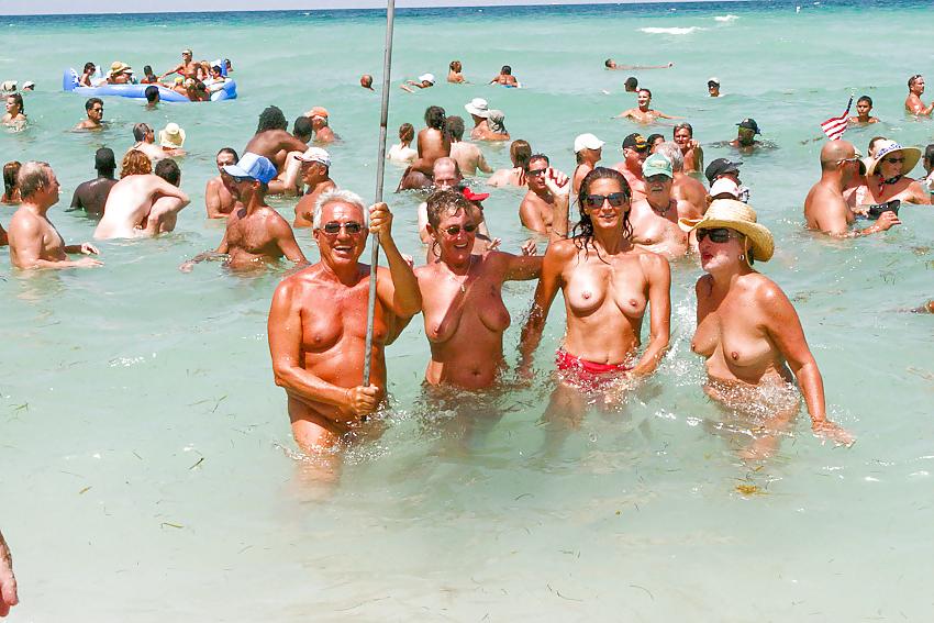 5P Naked beach 48.