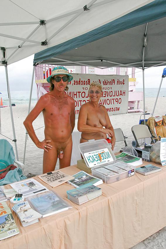 5P Naked beach 48.
