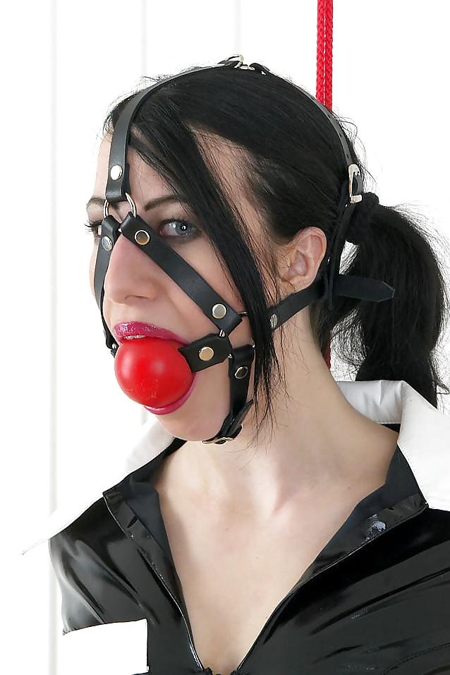 25P Woman gagged