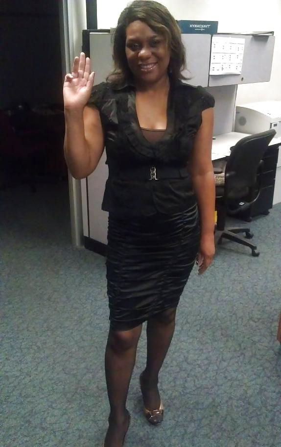 12P GROWN WOMAN EDITION VOL.81